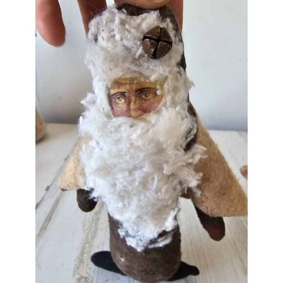 Printed plush Santa cape unique figurine statue Xmas Belle decor - Picture 2 of 8